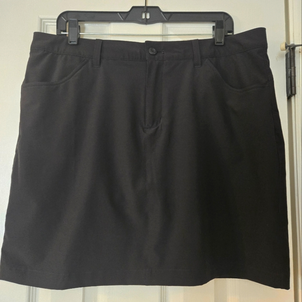 Eddie Bauer Black Skort (Sz 12)